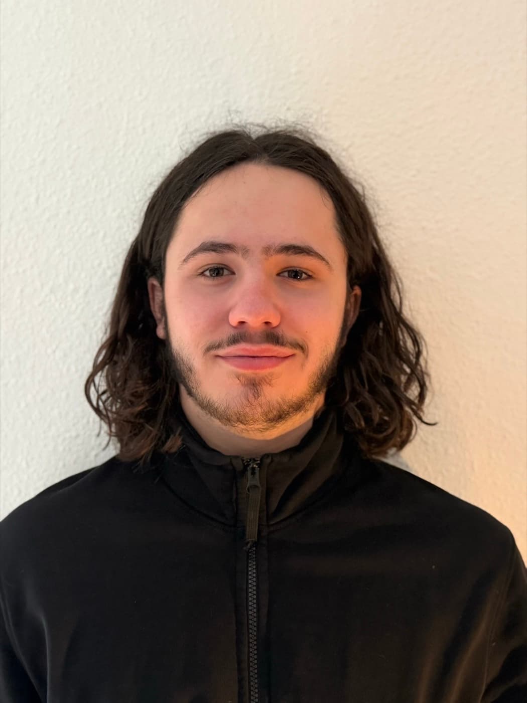 Portrait d'Aaron Ladron, fondateur de KODAZZ